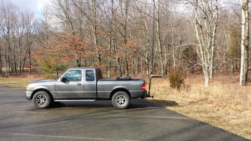 Stationary-mobile setup at the Blue Mountain Lakes trailhead