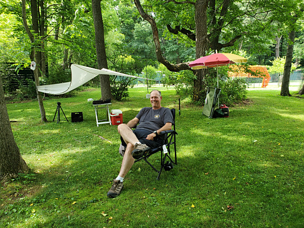 WA3WSJ taking a break. Ed's station is in the background.