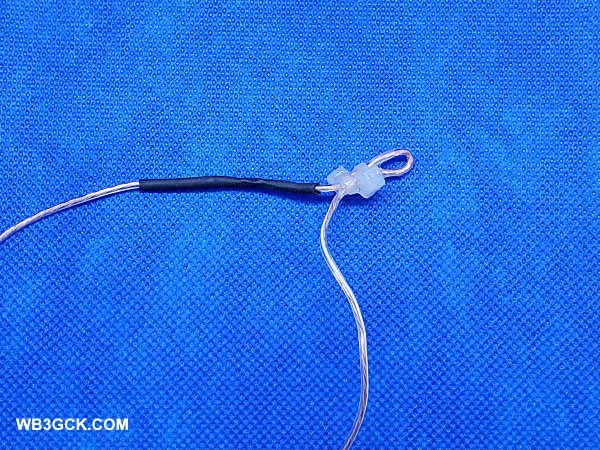 This photo shows the splice and one of the mounting loops used in the Speaker Wire Half-Square.