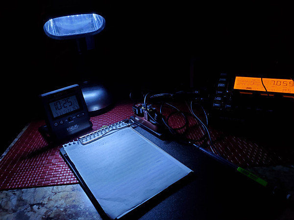 Early Sunday morning operating at Susquehanna State Park. My better half is a late sleeper, so I keep the lights low.