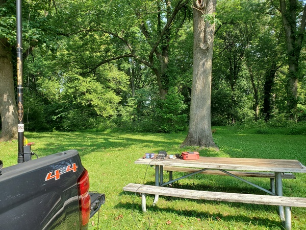 Since the picnic table was only 10 feet from my truck, I was able to use my homebrew 19-foot vertical.