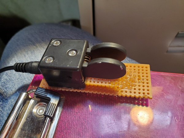 The QU-21 paddles glued to the perf board and ready for use