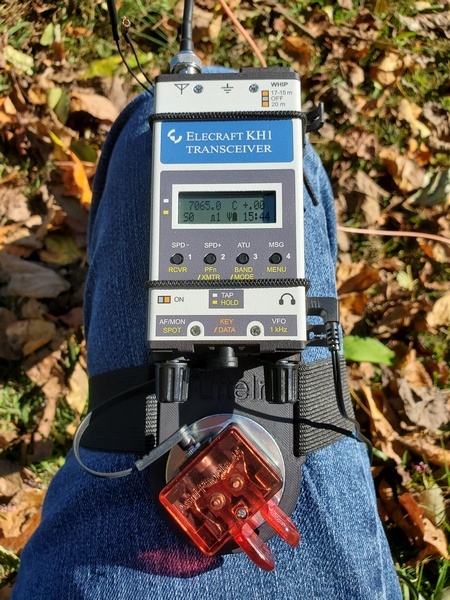 Using the Ashi paddles on a KH1 kneeboard