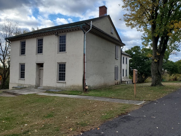 I was parked near Shannon Mansion, built in 1764. Apparently, this was another place George Washington slept. I don't know if it's haunted, but it looks like it should be.