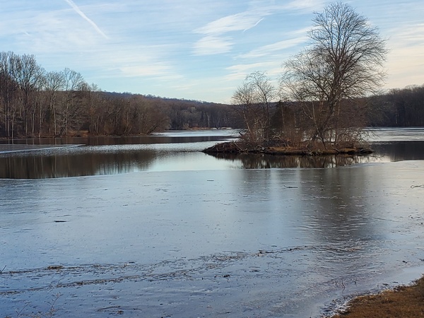 A partially frozen Hopewell Lake in French Creek State Park